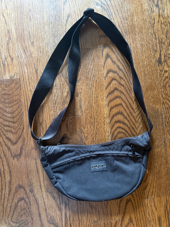 Jansport Handbags - Jansport Black Waist/Belt Bag